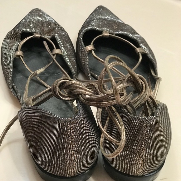 Stuart Weitzman size 8 sparkly ballet flats - Picture 3 of 3